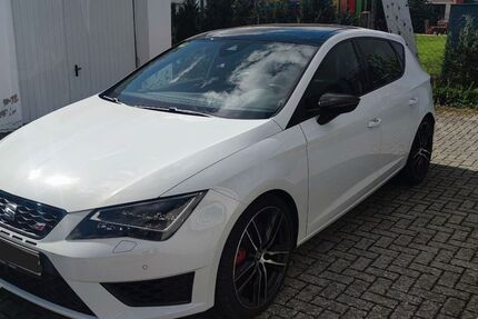 Seat Leon 74.000 km 18.000 € Roth 91154