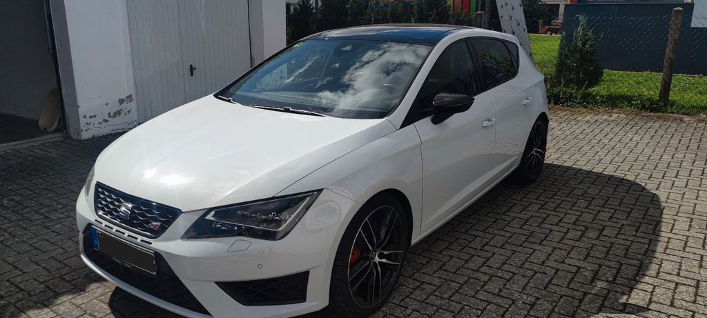 Seat Leon 74.000 km 18.000 € Roth 91154