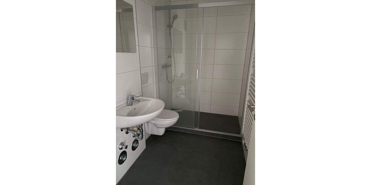 Gepflegte und großzügige 2-Zimmer-Wohnung mit Balkon in Röthenbach a.d. Pegnitz 2 zimmer