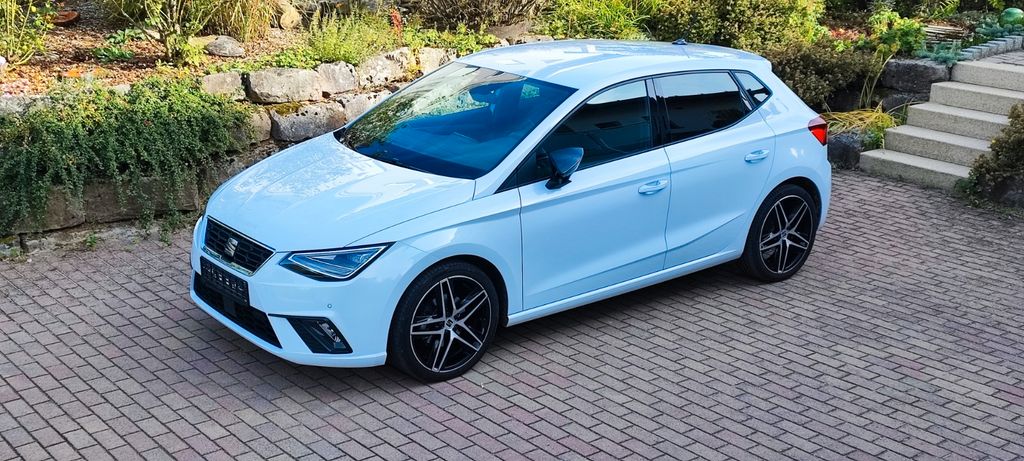 Seat Ibiza 33.000 km 21.350 &euro; Hersbruck 91217