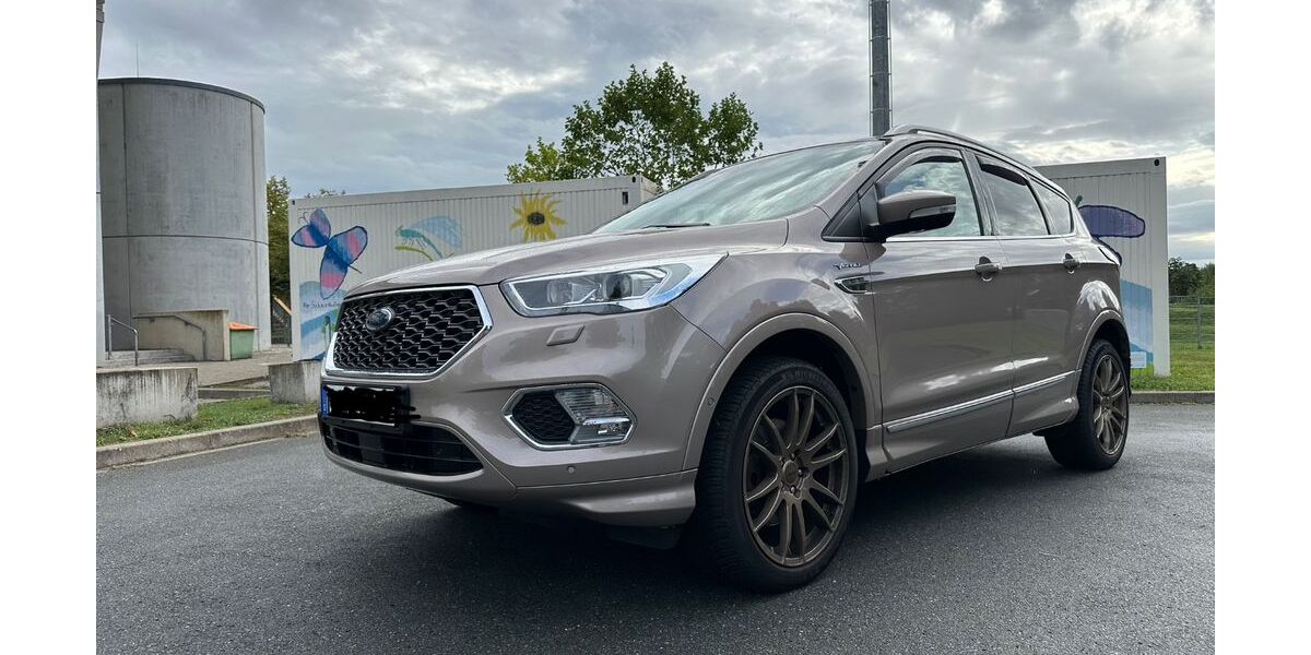 Ford Kuga 69.300 km 21.000 &euro; Nürnberg 90451