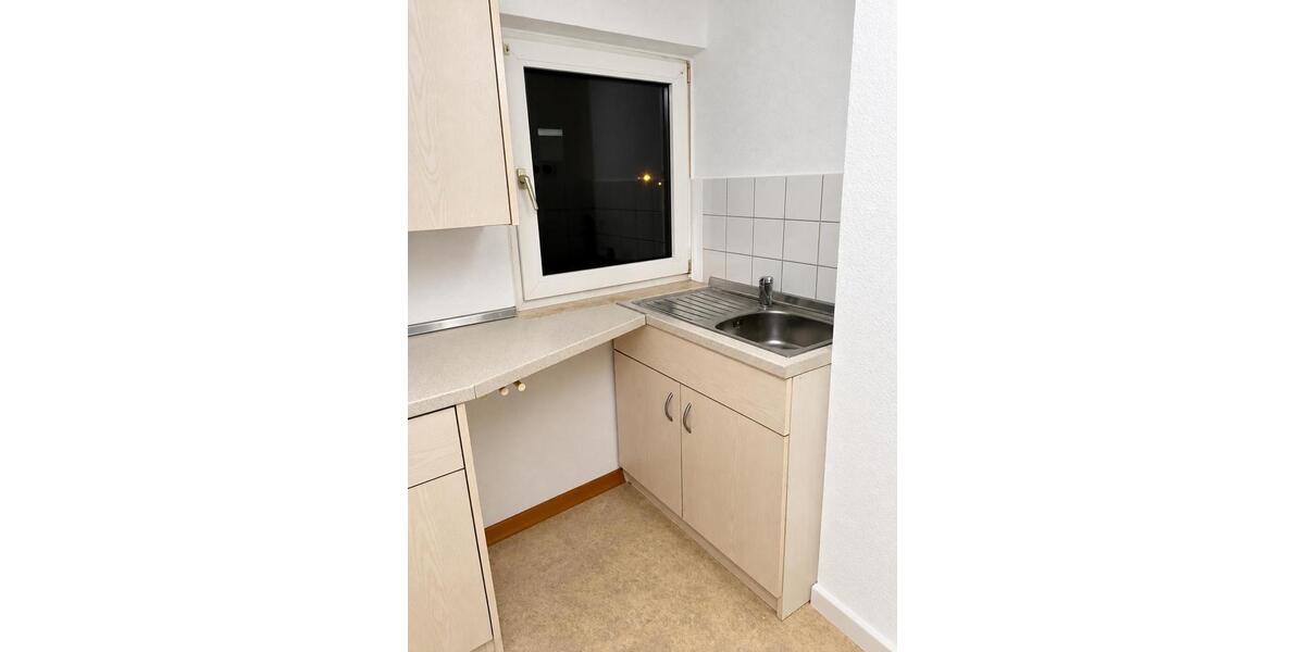 Dachgeschoßwohnung Oberasbach - 2 Zimmer, 45 m&sup2;, 670&euro; | Angebot:27616421