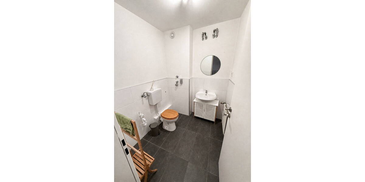 Etagenwohnung Erlangen Innenstadt - 2 Zimmer, 68 m&sup2;, 1.190&euro; | Angebot:26905796