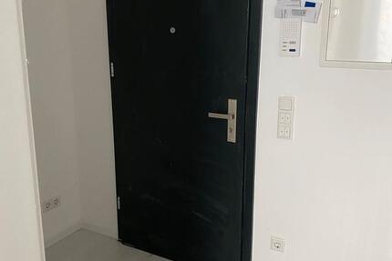 Zimmerwohnnung Büro Handwerker Abstellräume