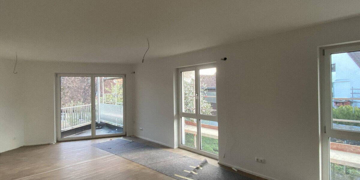 Etagenwohnung Hetzles - 4 Zimmer, 107 m&sup2;, 1.180&euro; | Angebot:26795116
