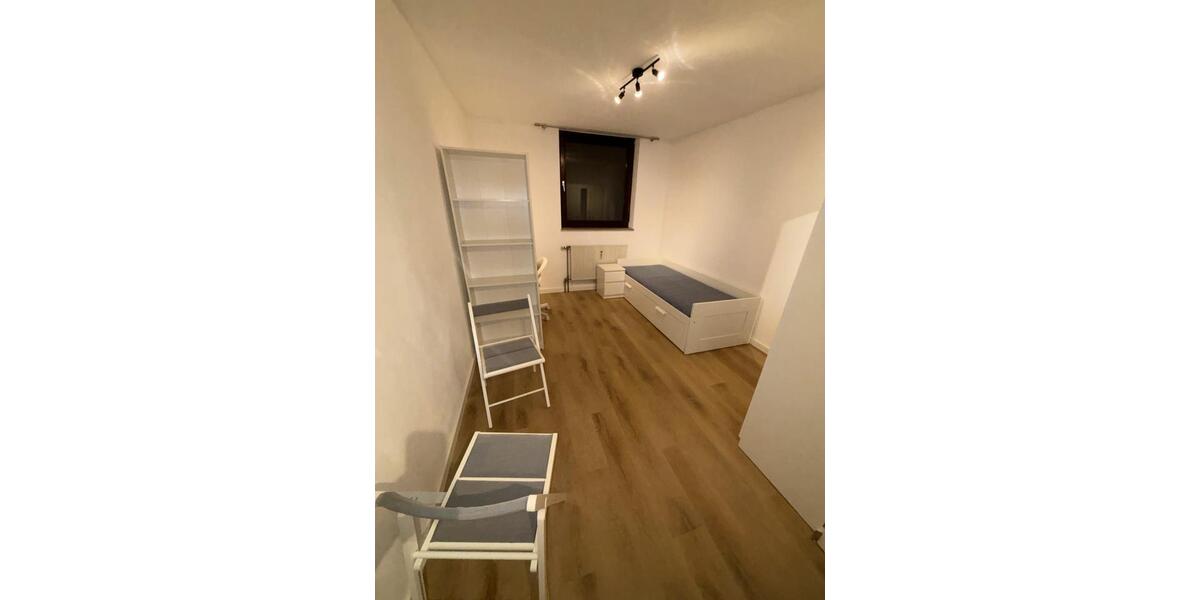 Etagenwohnung Buckenhof - 1 Zimmer, 17 m&sup2;, 520&euro; | Angebot:26251060