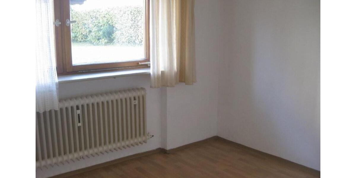 Etagenwohnung Hersbruck - 1 Zimmer, 14 m&sup2;, 200&euro; | Angebot:25417751
