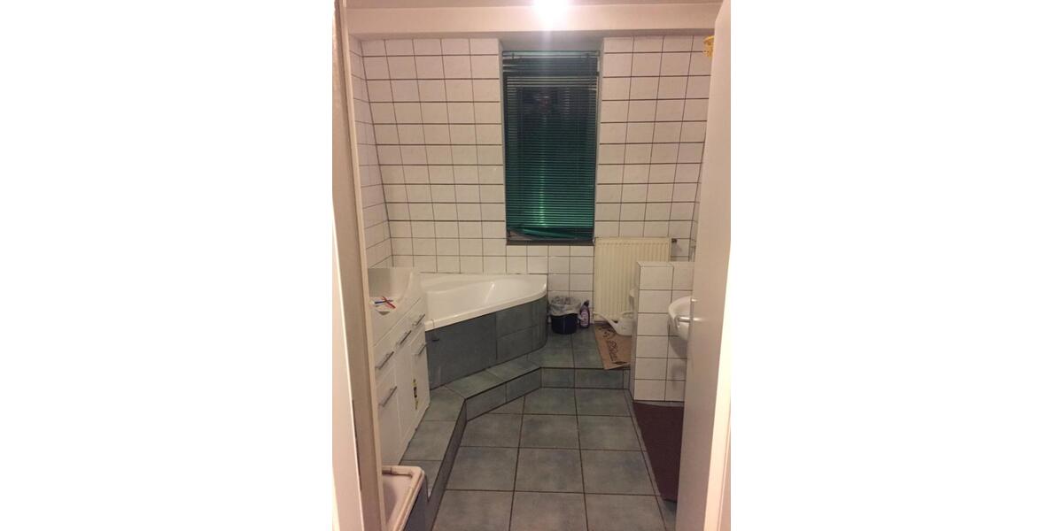 Dachgeschoßwohnung Nürnberg Eberhardshof - 1 Zimmer, 10 m&sup2;, 380&euro; | Angebot:26698808