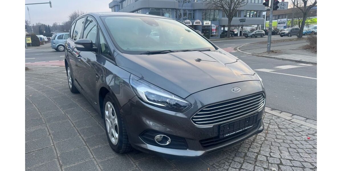 Ford S-Max 136.000 km 10.999 &euro; Nürnberg 90482
