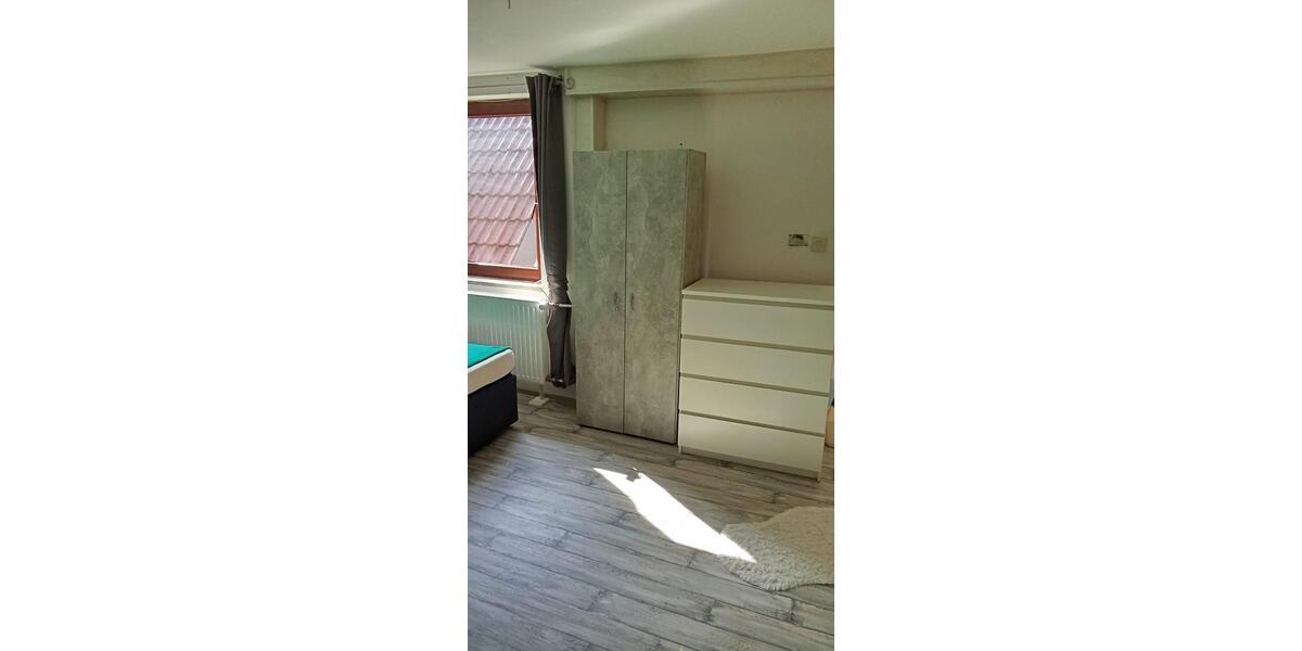 Dachgeschoßwohnung Schwabach - 1 Zimmer, 25 m&sup2;, 550&euro; | Angebot:25875073
