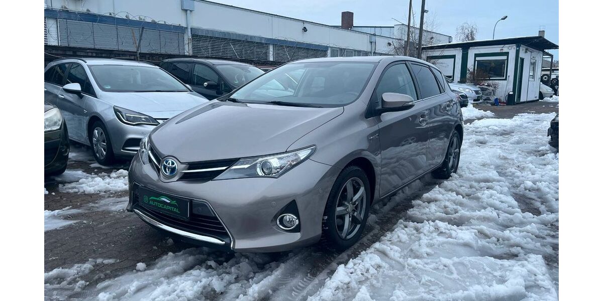 Toyota Auris 65.462 km 12.999 &euro; Nürnberg 90439