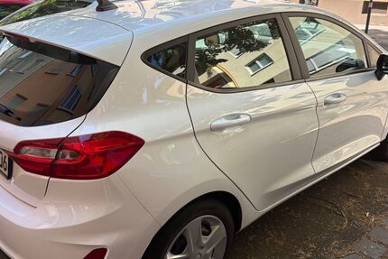 Ford Fiesta 69.400 km 10.000 &euro; Nürnberg 90419