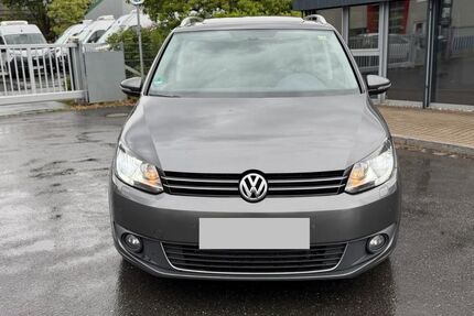VW Touran 259.000 km 6.900 &euro; Nürnberg 90429