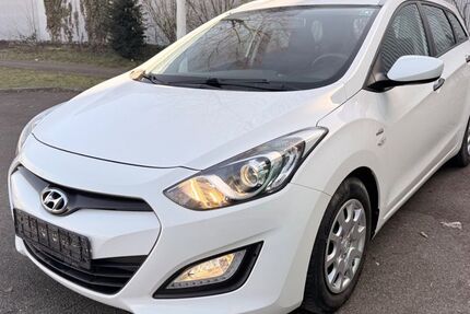 Hyundai i30 125.000 km 4.990 &euro; Fürth 90763
