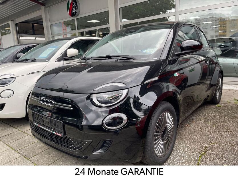 Fiat 500e 9.900 km 16.990 € Nürnberg 90482