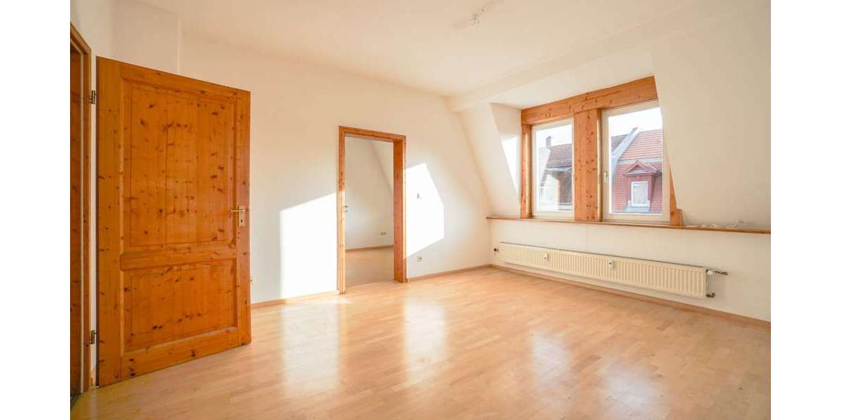 Etagenwohnung Nürnberg Eberhardshof - 4 Zimmer, 124 m&sup2;, 398.000&euro; | Angebot:26385822