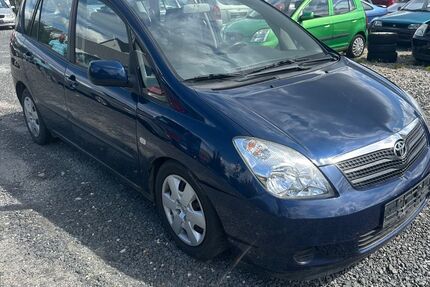 Toyota Corolla Verso 216.000 km 1.800 &euro; Fürth 90763