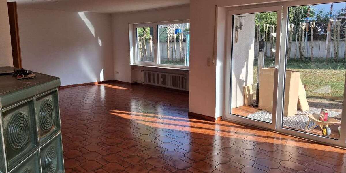 Etagenwohnung Forchheim - 3 Zimmer, 106 m&sup2;, 1.080&euro; | Angebot:27224944