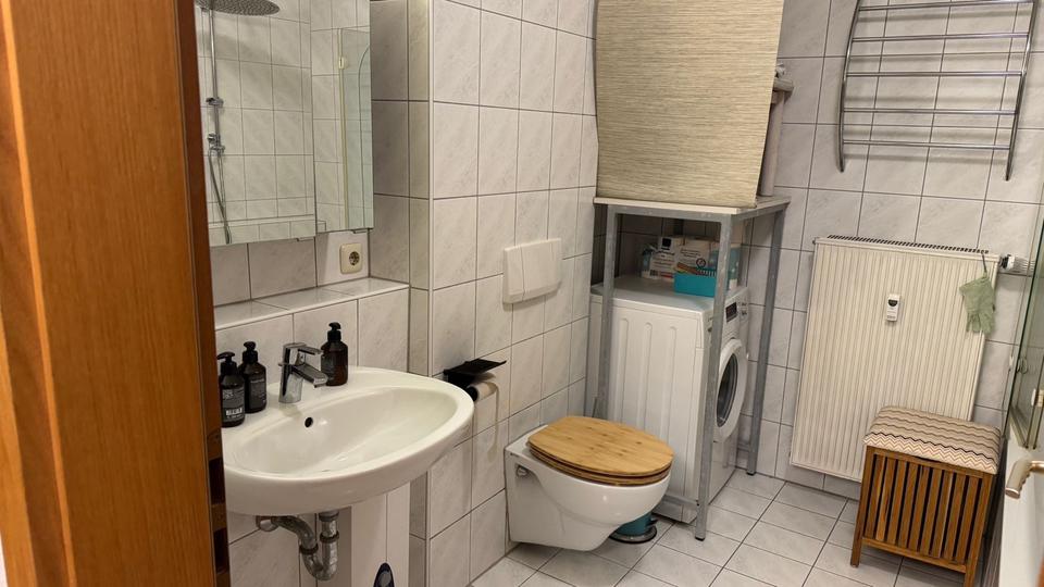 Nachmieter für 2-zimmer Erdg.Wohnung in Stadeln 2 zimmer