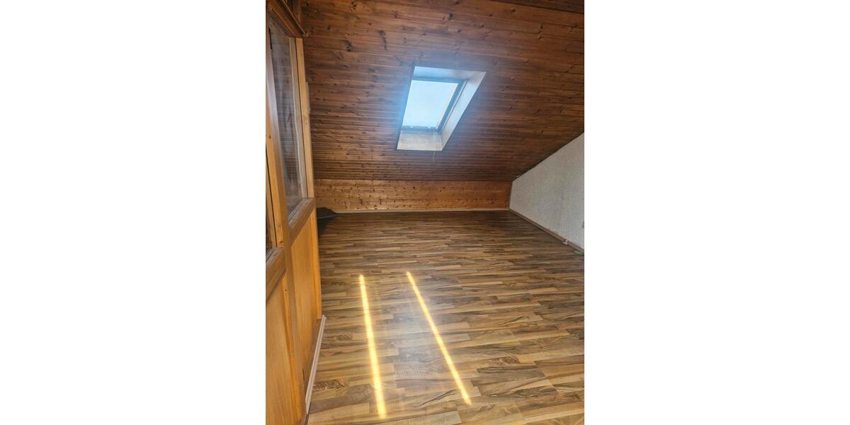 Einfamilienhaus Röthenbach an der Pegnitz - 2 Zimmer, 60 m&sup2;, 900&euro; | Angebot:25523072