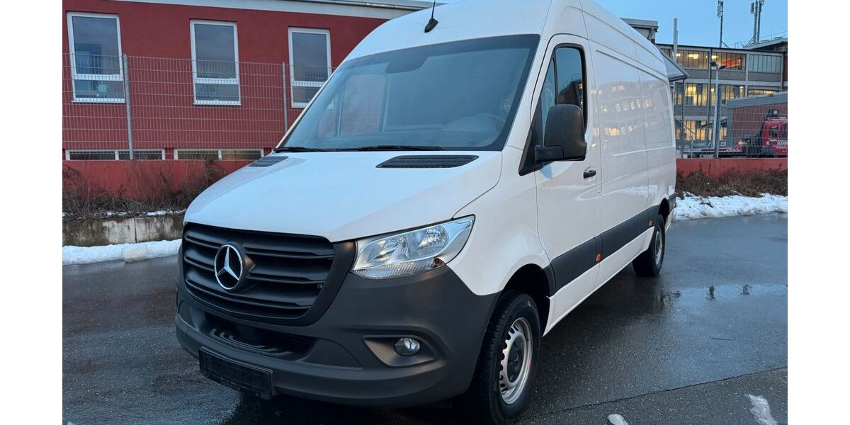Mercedes-Benz Sprinter 146.500 km 21.900 &euro; Nürnberg 90425