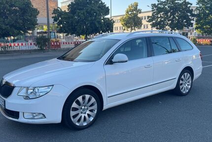 Skoda Superb 180.000 km 4.999 &euro; Nurnberg 90431