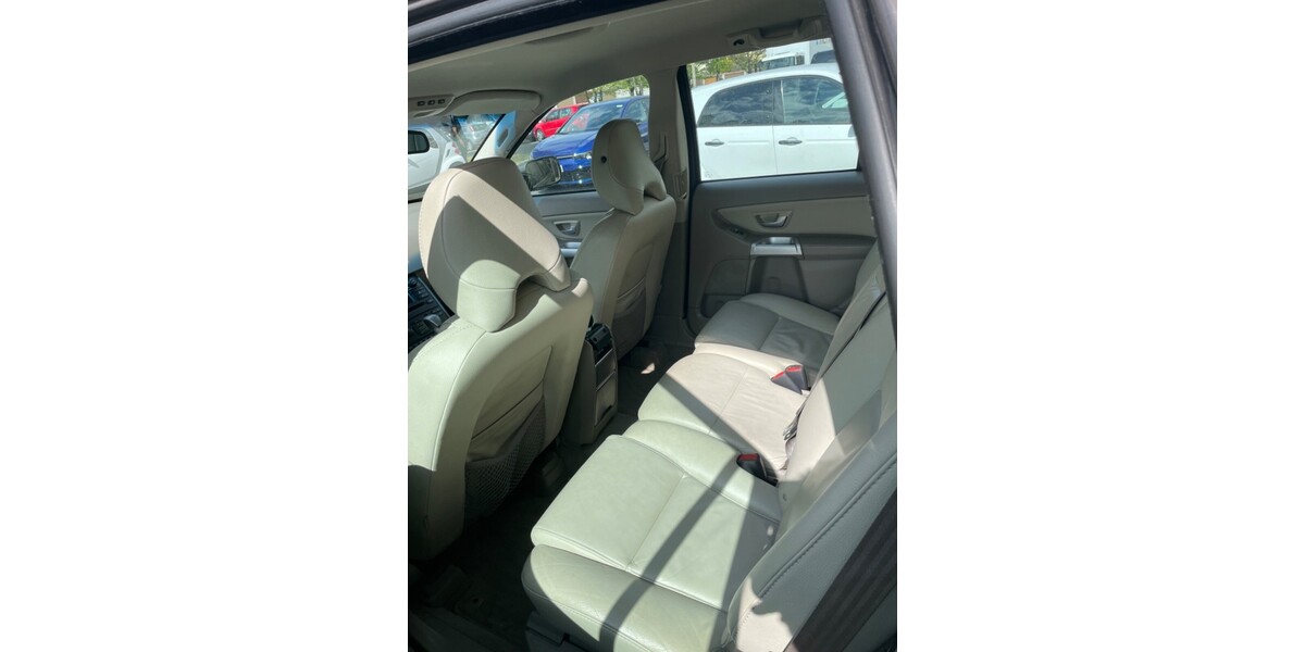 Volvo XC90 274.050 km 4.680 &euro; Fürth 90744