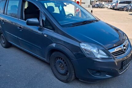 Opel Zafira 195.000 km 2.200 &euro; Nürnberg 90441
