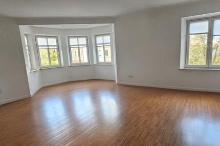 Wohnung Nürnberg Rabus - 3 Zimmer, 91 m&sup2;, 850&euro; | Angebot:27622490
