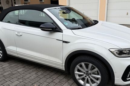 VW T-Roc 2.400 km 42.990 &euro; Nürnberg 90427