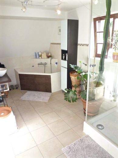 ... Herzklopfen. Querdenken. Nachdenken. Vorausdenken. Individualist gesucht ... 3 zimmer