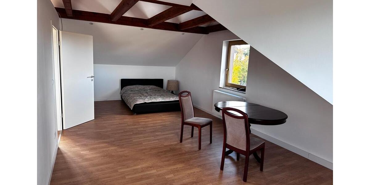 Lichtdurchflutete 2-Zimmer Dachgeschosswohnung mit Traumausblick 2 zimmer