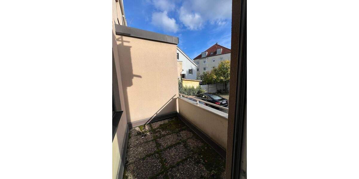 Gewerbeobjekt Zirndorf - 5 Zimmer, 136 m&sup2;, 1.250&euro; | Angebot:25678602