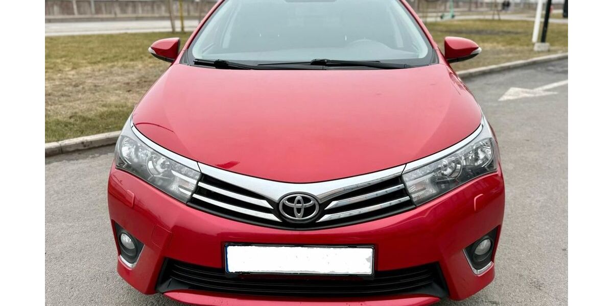 Toyota Corolla 160.000 km 10.790 &euro; Nürnberg 90409
