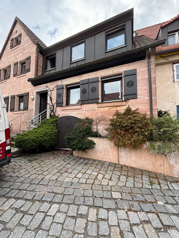 Schönes Einfamilienhaus im Zentrum von Cadolzburg