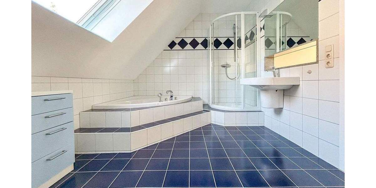 Einfamilienhaus Fürth Vach - 7 Zimmer, 218 m&sup2;, 849.000&euro; | Angebot:25722349