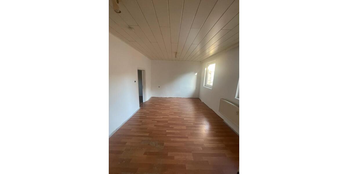 Etagenwohnung Fürth Altstadt - 1 Zimmer, 35 m&sup2;, 90&euro; | Angebot:25281024