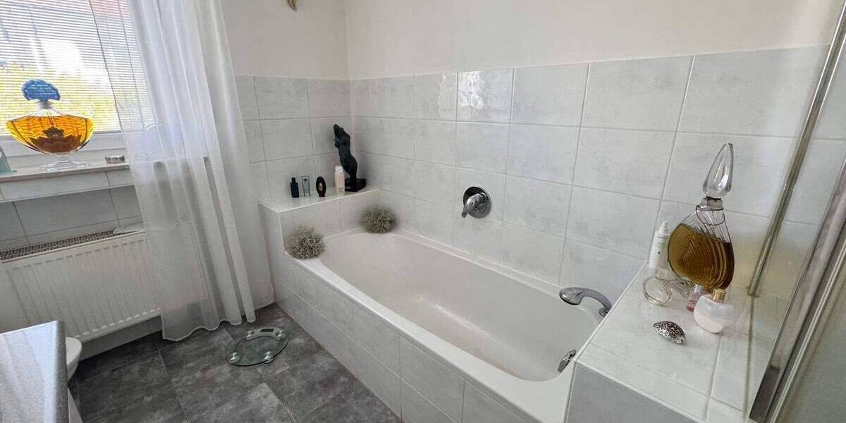 Einfamilienhaus Cadolzburg - 6 Zimmer, 217 m&sup2;, 1.950&euro; | Angebot:26908578