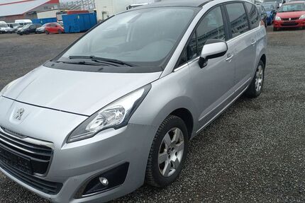 Peugeot 5008 125.958 km 7.499 &euro; Nürnberg 90431