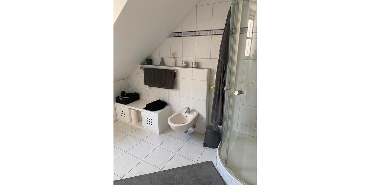 Reihenhaus Roth - 4 Zimmer, 120 m&sup2;, 1.400&euro; | Angebot:25553113