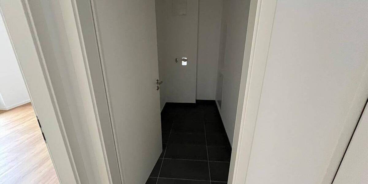 Etagenwohnung Fürth Innenstadt - 2 Zimmer, 67 m&sup2;, 899&euro; | Angebot:26451756