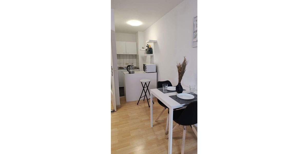 Löffelfertige 1-Zimmer-Wohnung mit Balkon - Ruhig gelegen & zentral in Fürth 1 zimmer