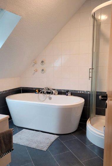 Dachgeschoßwohnung Oberasbach - 3 Zimmer, 70 m&sup2;, 272.000&euro; | Angebot:27457455