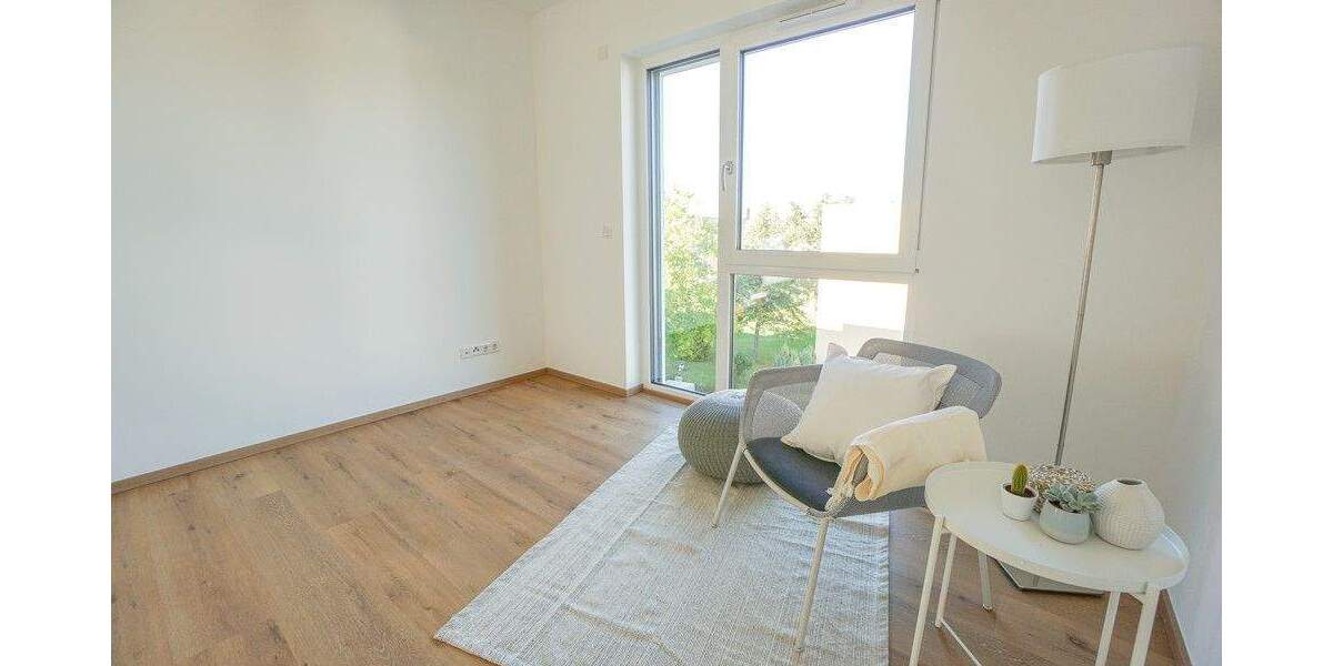Etagenwohnung Oberasbach Kreutles - 4 Zimmer, 111 m&sup2;, 1.575&euro; | Angebot:25776653