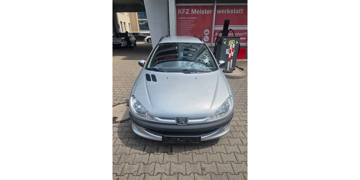 Peugeot 206 42.934 km 2.900 &euro; Nürnberg 90443