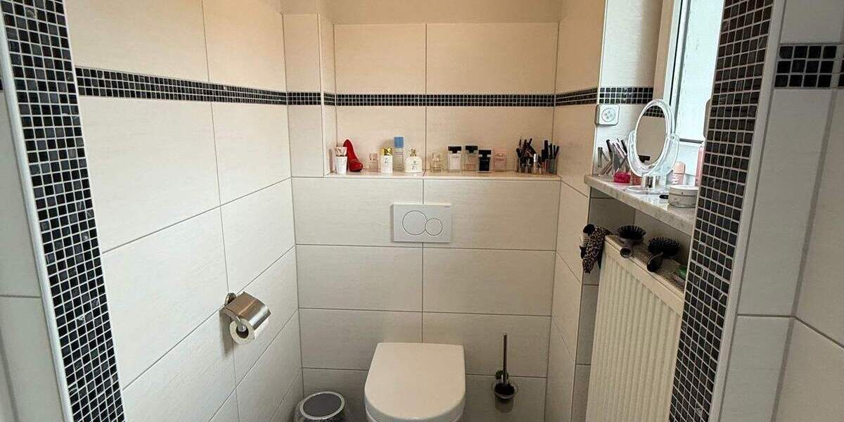 Reihenmittelhaus Feucht - 5 Zimmer, 133 m&sup2;, 495.000&euro; | Angebot:25684419