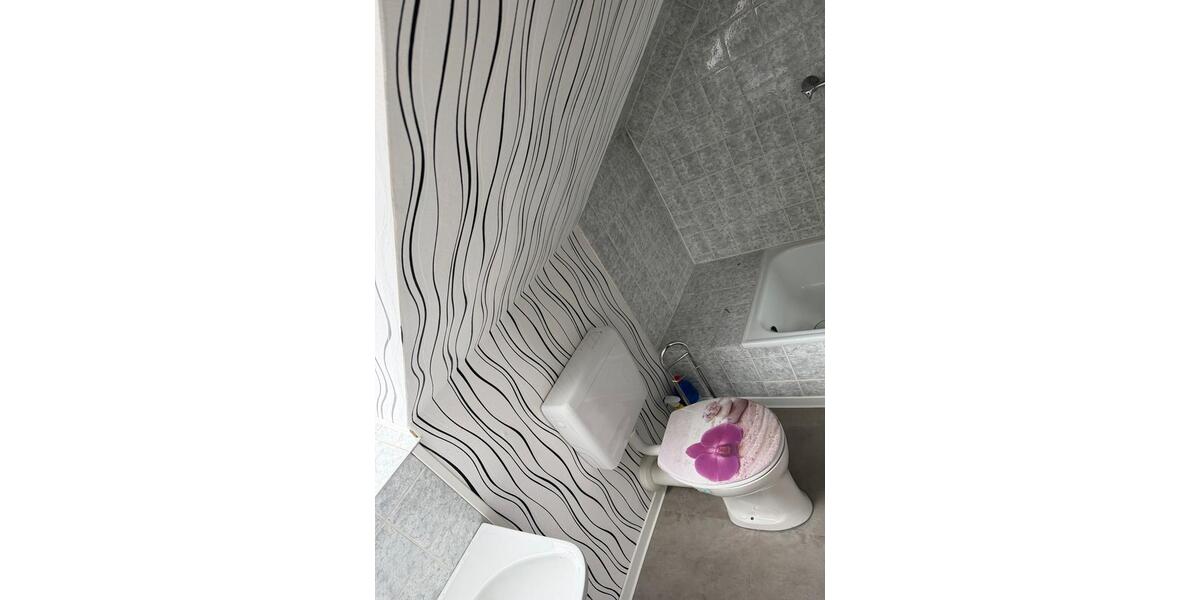 Reihenhaus Nürnberg Holzheim - 6 Zimmer, 178 m&sup2;, 2.050&euro; | Angebot:25170606