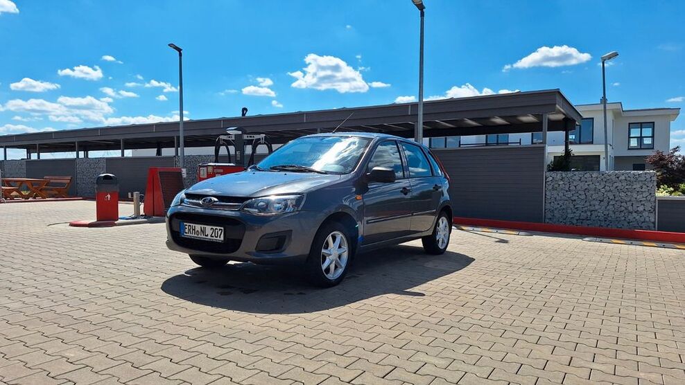 Lada Kalina 71.200 km 1.900 € Heroldsberg 90562