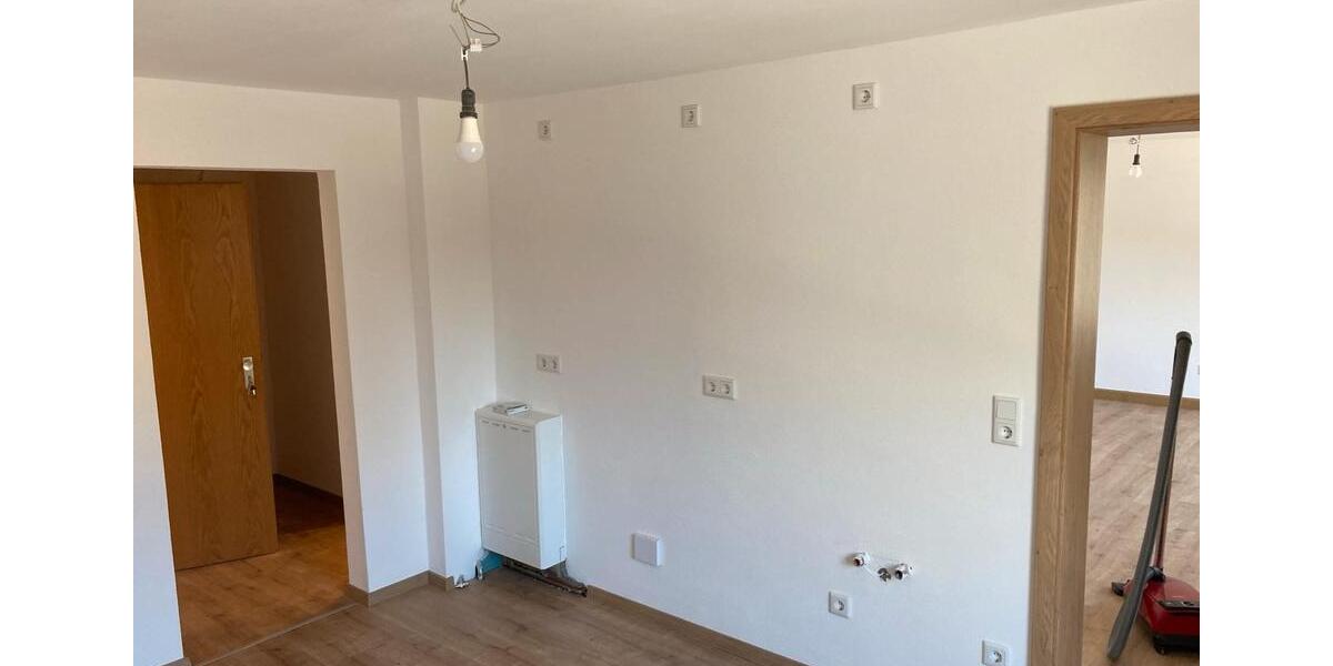 Etagenwohnung Roth - 2 Zimmer, 60 m&sup2;, 720&euro; | Angebot:25291032