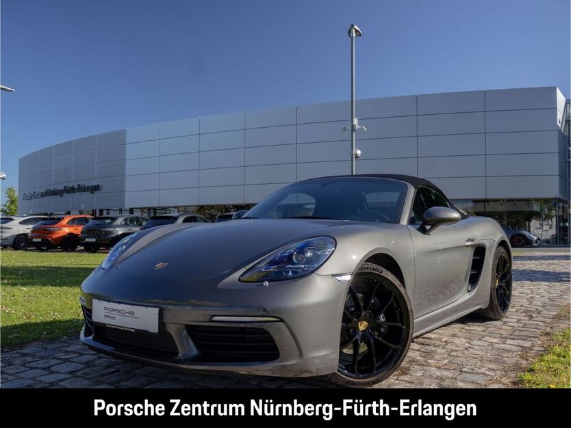 Porsche Boxster 9.800 km 79.990 € Nürnberg 90425